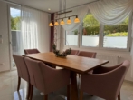 Exklusiv saniertes Reihenhaus, mit hochwertiger Ausstattung und sonnigem Garten - Bild